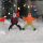 Karácsonyi falu makett figura hóekéző gyerekek